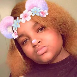 Meet your Posher, Desiree